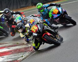 Leading the race at Brands Hatch